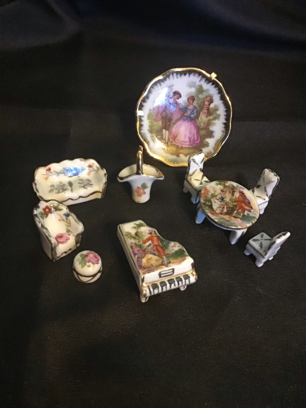 Porcelain Miniature Limoges pieces.set of 10